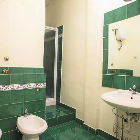 Borghese Close To Termini Station * Rome