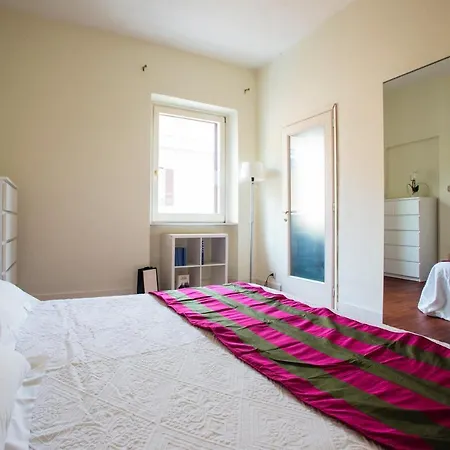 Borghese Close To Termini Station Apartment Rome